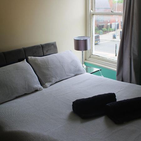 Ferienwohnung City Heights Canterbury Exterior foto